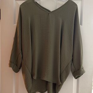 She + Sky Green Dolman Sleeve Blouse